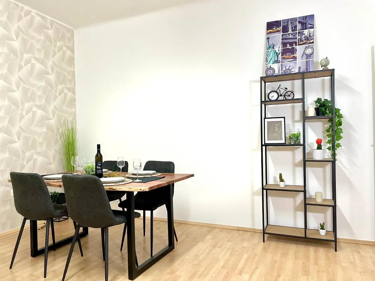 Central Comfy Apartment - Self Check-In 그라츠